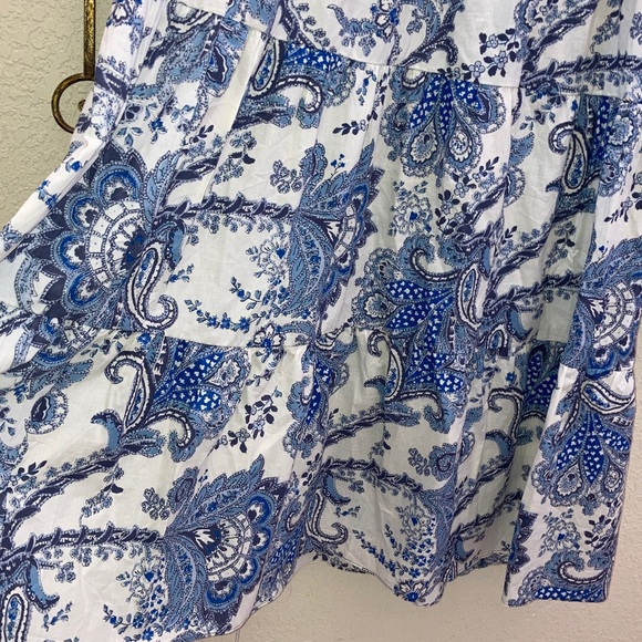 H&M Paisley V-Neck Tiered Dress w/ Gold-Tone Buttons 100% Cotton P2P 21 in. - Picture 8 of 11